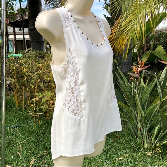 NWOT Lace\Stud Detail Tank ๐ค - Picture 6 of 8
